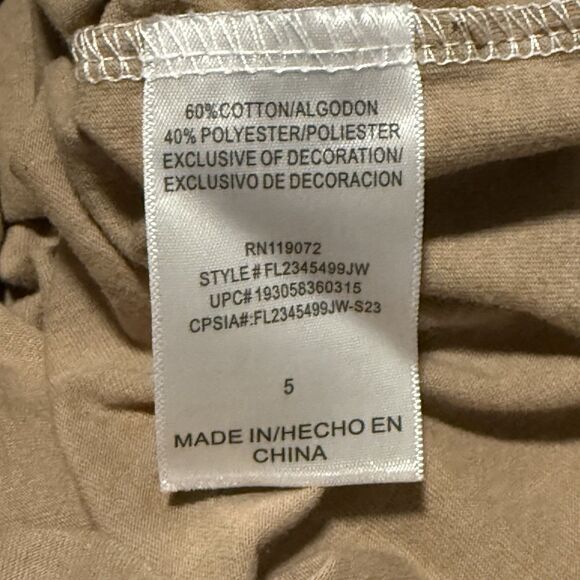 Jurassic Park Boys Hoodie Tee Size 5 Nature’s Giants Must Live Dino Graphic - Picture 4 of 5